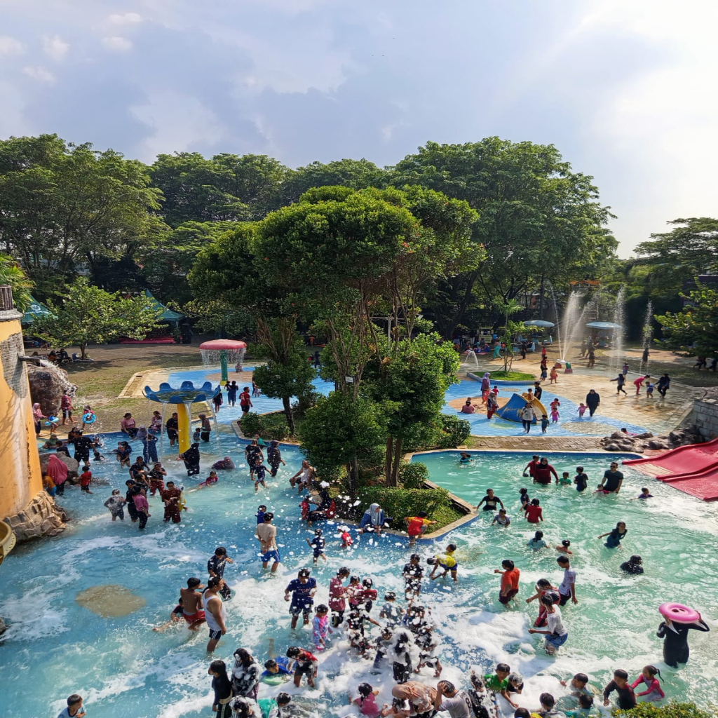 Columbus Waterpark - 8