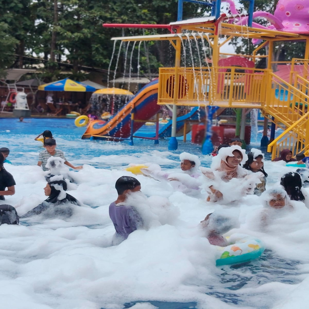 JatiOmbo Waterpark Tangerang - 14