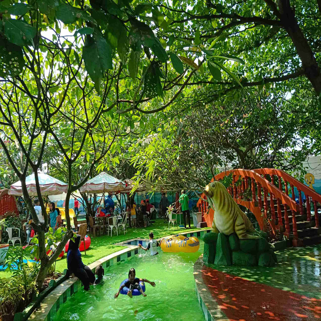 Newtown Waterpark - 12