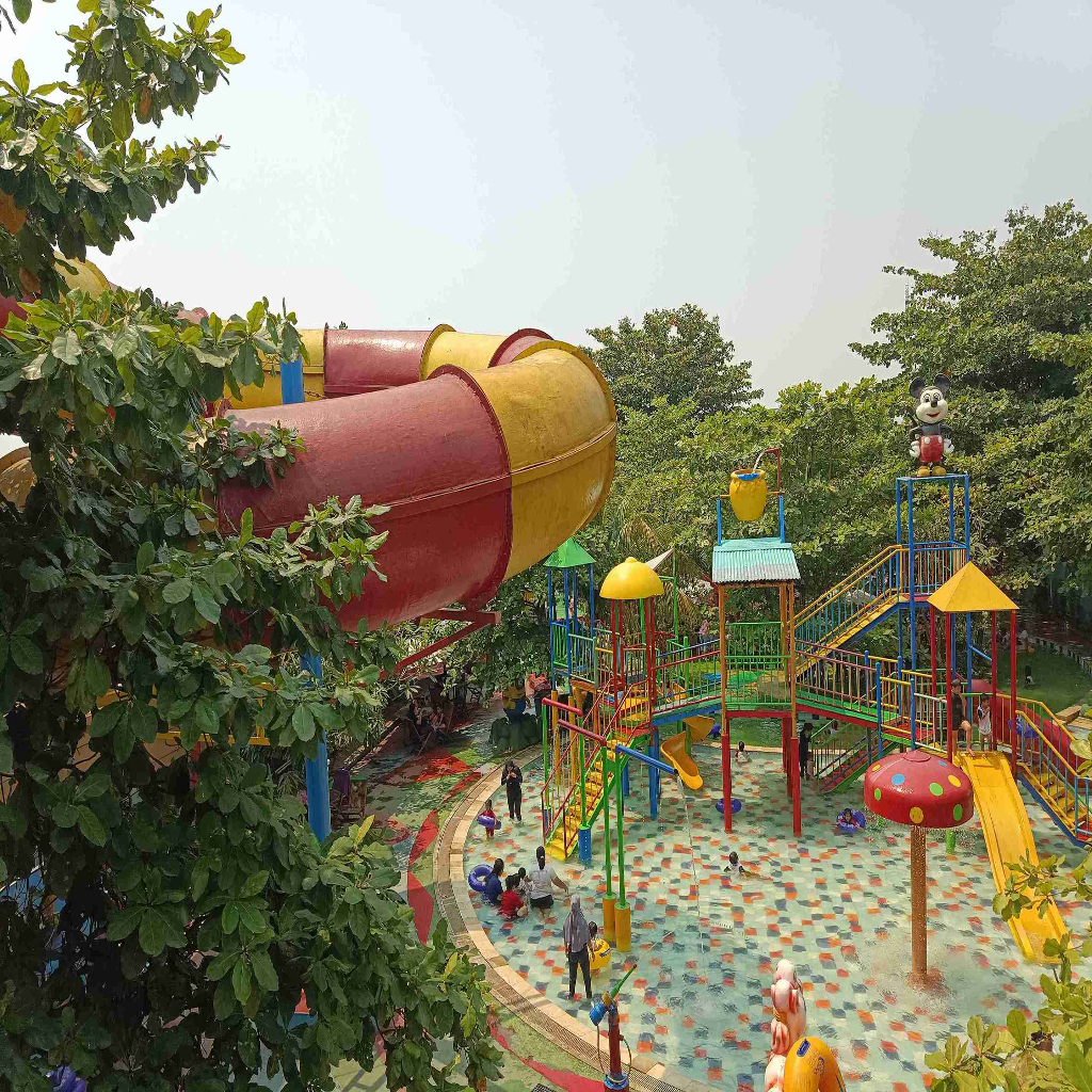 Newtown Waterpark - 1